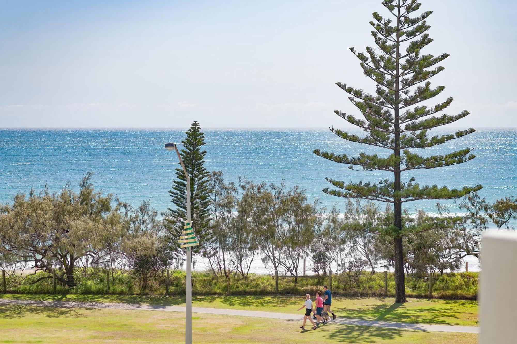 Alex Seaside Resort Alexandra Headland Ngoại thất bức ảnh