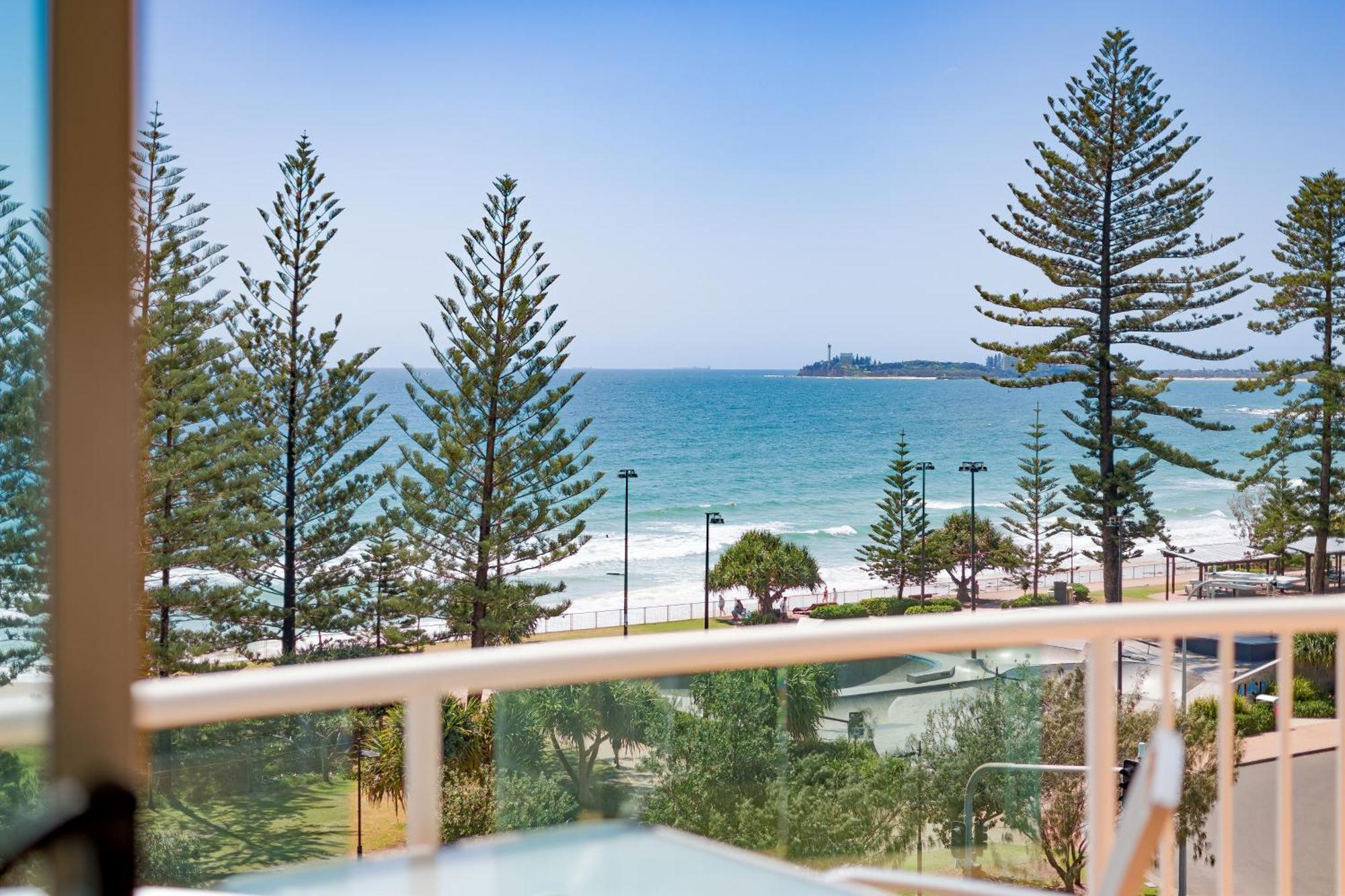 Alex Seaside Resort Alexandra Headland Ngoại thất bức ảnh
